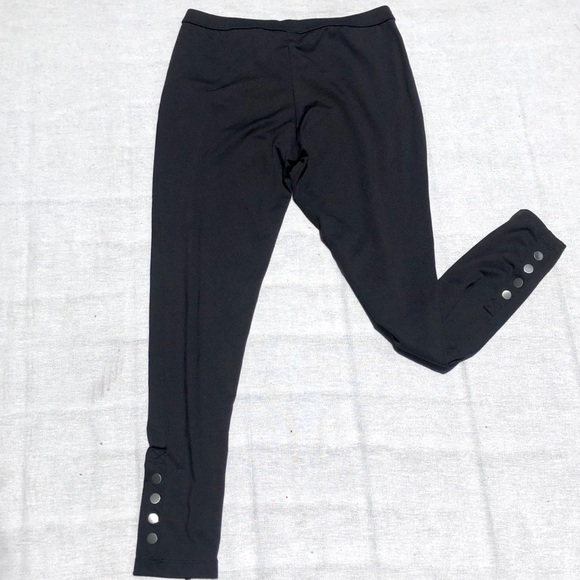 ✨Epic Thread Black Leggings! - Picture 3 of 4